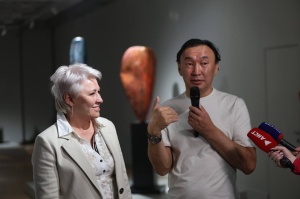Премьера коллекции скульптур Даши Намдакова состоялась в Иркутске при поддержке Марины Седых