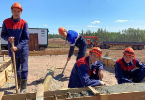 Студенческие отряды участвуют в строительстве Иркутского завода полимеров