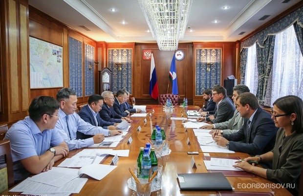Председатель совета директоров ИНК Николай Буйнов встретился с Главой Якутии Егором Борисовым