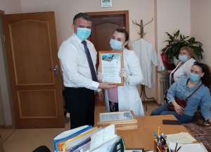 ИНК поблагодарила медиков г. Усть-Кута за помощь в проведении тестирования сотрудников на COVID-19