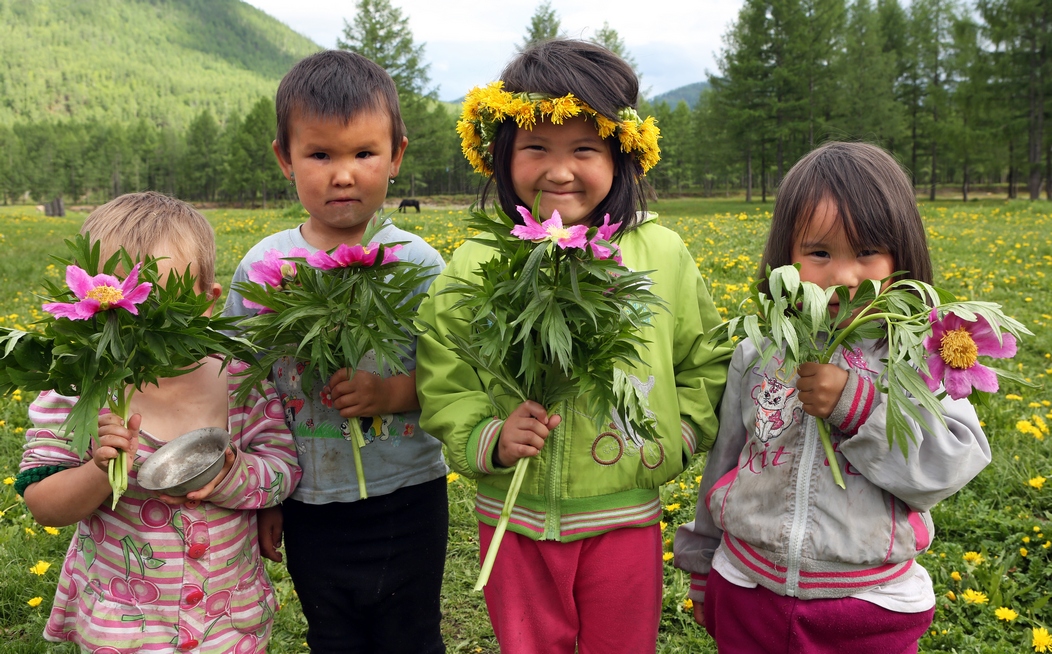 При поддержке ИНК открылась фотовыставка о жизни коренных народов Сибири
